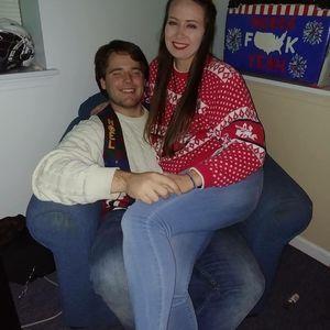 Meet your Posher, Adam